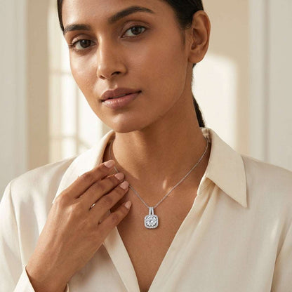 Monte Carlo Necklace