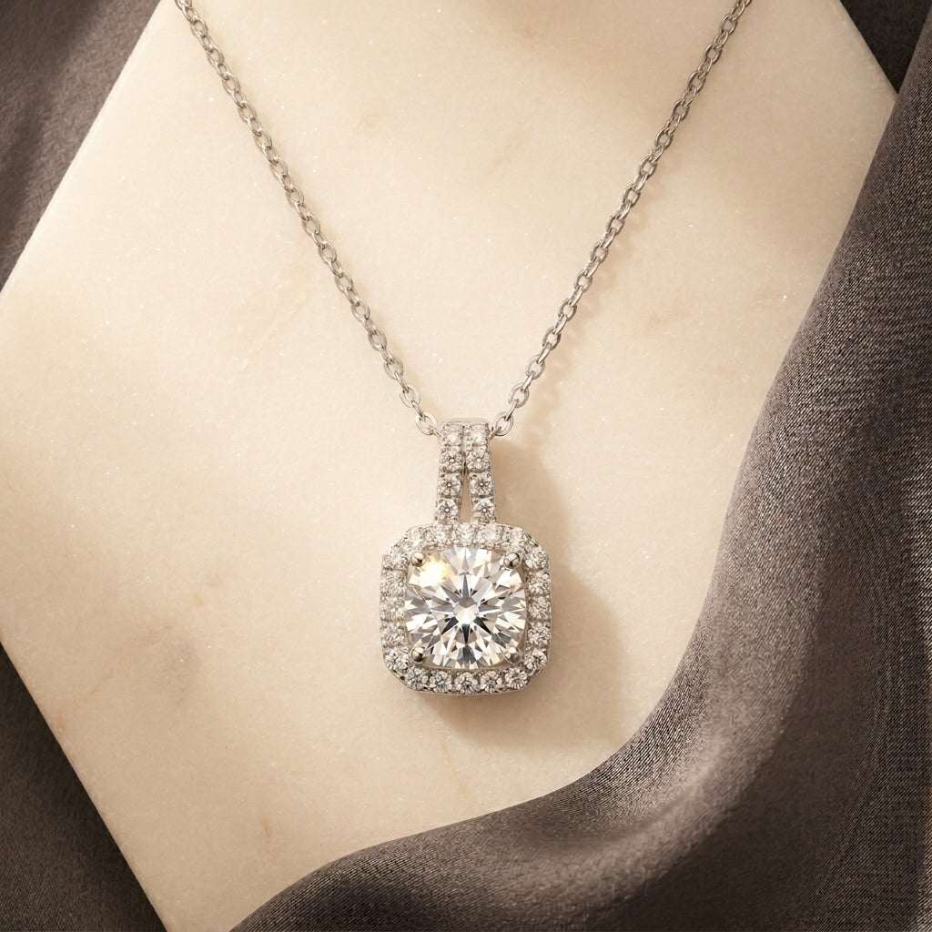 Monte Carlo Necklace
